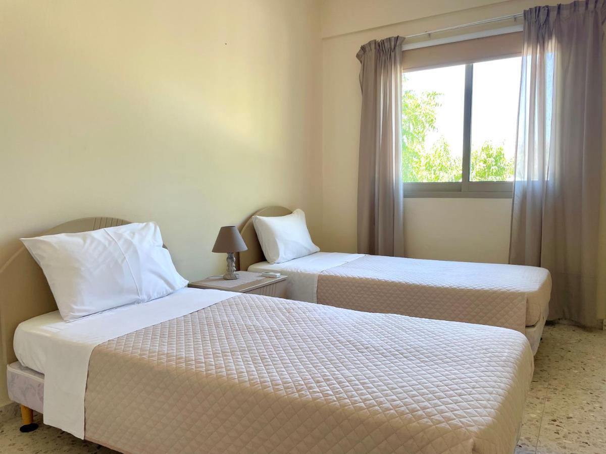 Himonas Apartments Pissouri Eksteriør billede