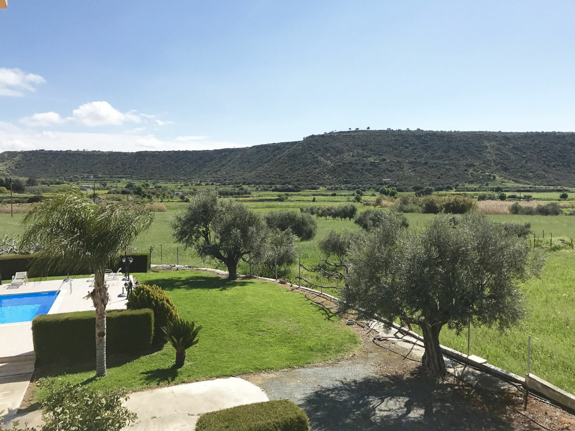 Himonas Apartments Pissouri Eksteriør billede