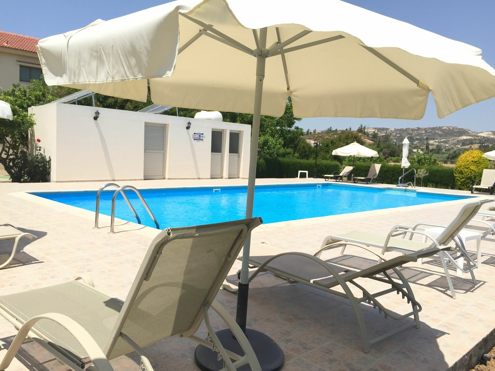 Himonas Apartments Pissouri Eksteriør billede