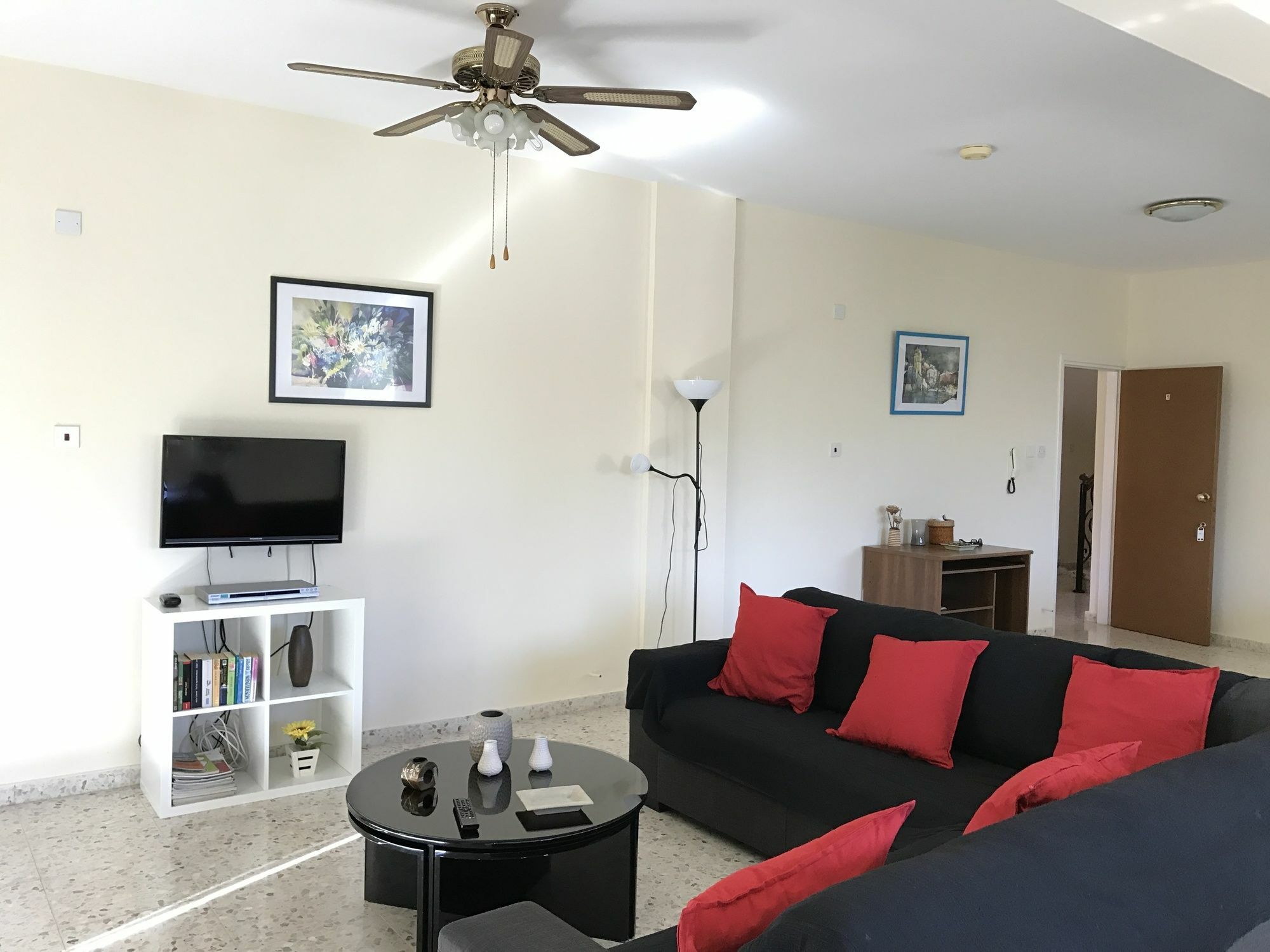 Himonas Apartments Pissouri Eksteriør billede